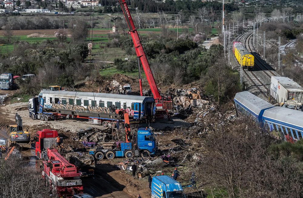 Επιμένουν στη λέξη «θυσία»! Οι λέξεις είναι πανίσχυρες, δεν επιλέγονται τυχαία!